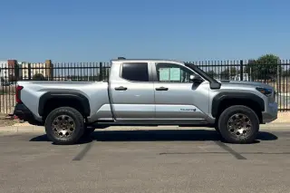 2025 Toyota Tacoma Hybrid