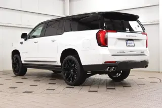 2025 GMC Yukon XL