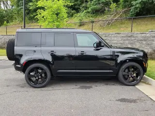 2026 Land Rover Defender 110