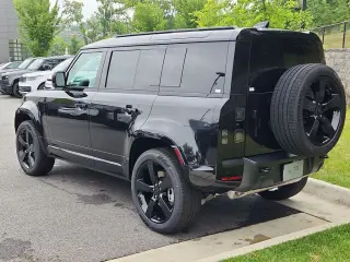 2026 Land Rover Defender 110