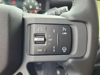 2026 Land Rover Defender 110