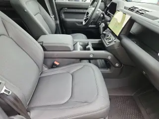2026 Land Rover Defender 110
