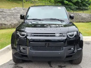 2026 Land Rover Defender 110