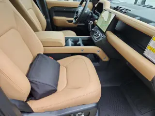 2026 Land Rover Defender 130