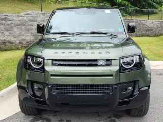 2026 Land Rover Defender 130