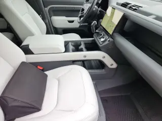 2026 Land Rover Defender 130