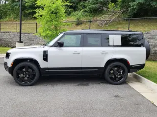 2026 Land Rover Defender 130