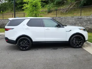 2026 Land Rover Discovery