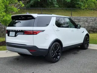 2026 Land Rover Discovery