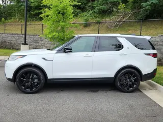 2026 Land Rover Discovery