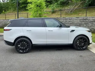 2026 Land Rover Range Rover Sport
