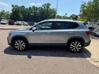 2024 Volkswagen Taos