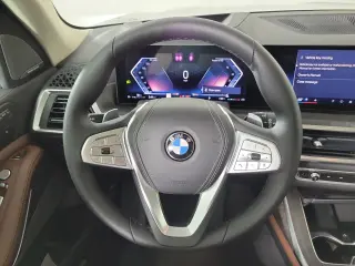 2027 BMW X7