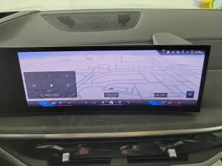 2027 BMW X7