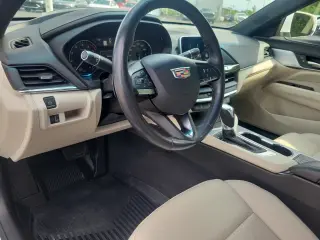 2021 CADILLAC CT4