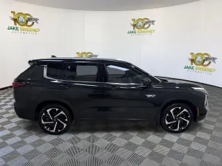 2023 Mitsubishi Outlander Plug-In Hybrid