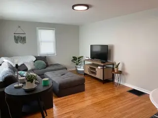 3BEDROOM READY TO MOVE IN
