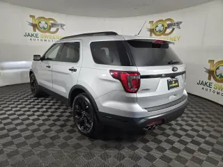 2019 Ford Explorer