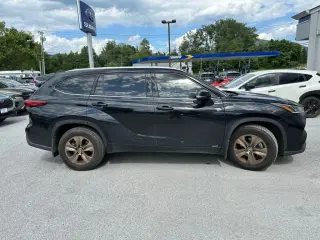 2022 Toyota Highlander Hybrid