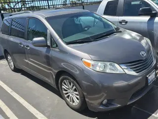 2012 Toyota Sienna