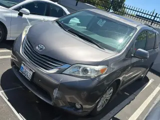 2012 Toyota Sienna