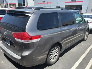 2012 Toyota Sienna