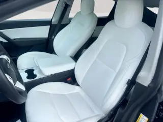 2020 Tesla Model Y