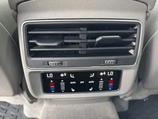 2021 Audi Q7 Premium Plus
