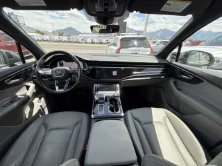 2021 Audi Q7 Premium Plus
