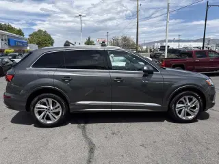 2021 Audi Q7 Premium Plus