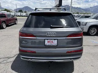 2021 Audi Q7 Premium Plus