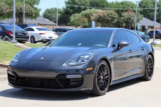 2018 Porsche Panamera 4S