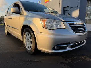 2015 Chrysler Town & Country