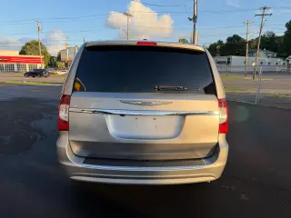 2015 Chrysler Town & Country
