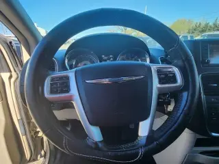 2015 Chrysler Town & Country
