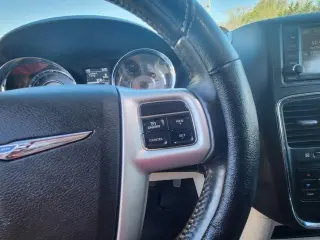 2015 Chrysler Town & Country