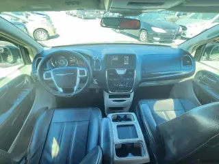 2015 Chrysler Town & Country
