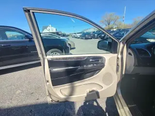2015 Chrysler Town & Country