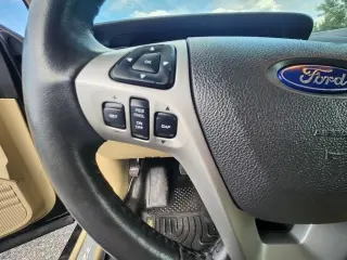 2013 Ford Taurus