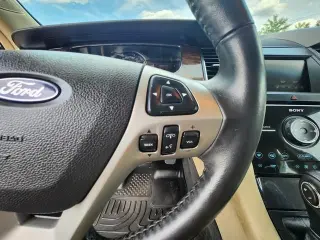 2013 Ford Taurus