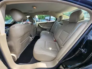 2013 Ford Taurus