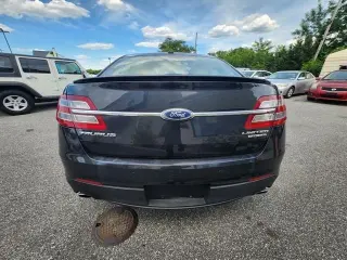2013 Ford Taurus