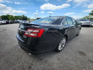 2013 Ford Taurus