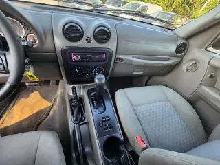 2005 Jeep Liberty