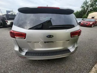 2017 Kia Sedona