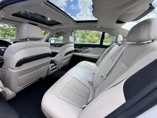 2016 BMW 7 SERIES