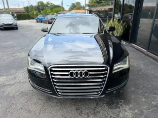 2012 AUDI A8