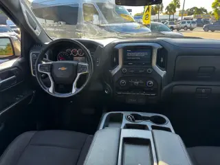 2021 Chevrolet SILVERADO 1500 CREW CAB RST