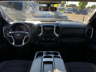 2021 Chevrolet SILVERADO 1500 CREW CAB RST