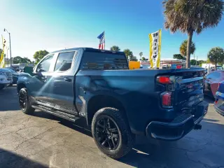 2021 Chevrolet SILVERADO 1500 CREW CAB RST